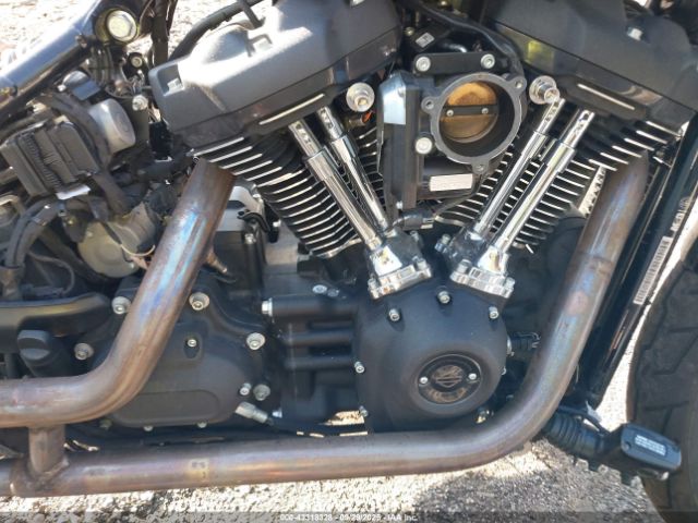 2024 HARLEY-DAVIDSON FXLRST 1HD1YXZ13RB056094 Photo 7