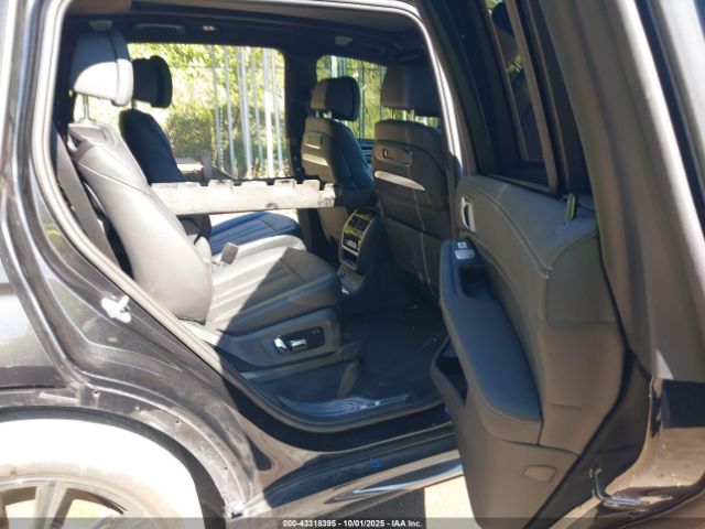 2024 BMW X7 5UX33EM0XR9U07116 Photo 7