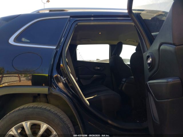 2019 JEEP CHEROKEE 1C4PJLCBXKD340195 Photo 7