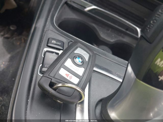 2017 BMW 320I WBA8E5G30HNU42435 Photo 10