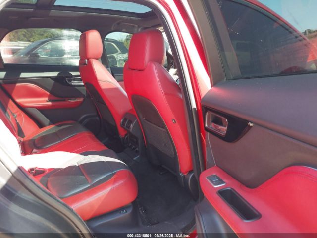2017 JAGUAR F-PACE SADCM2BV2HA053721 Photo 7