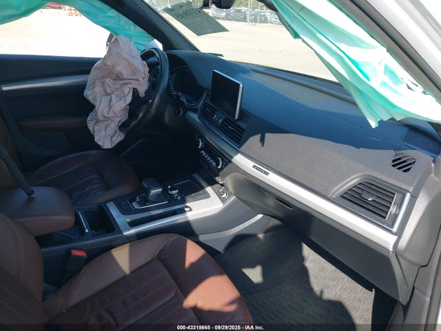 2018 Audi Q5 2.0t Premium/2.0t Tech Premium მანქანა იყიდება აუქციონზე, vin: WA1CNAFY5J2169254, აუქციონის ნომერი: 43318665