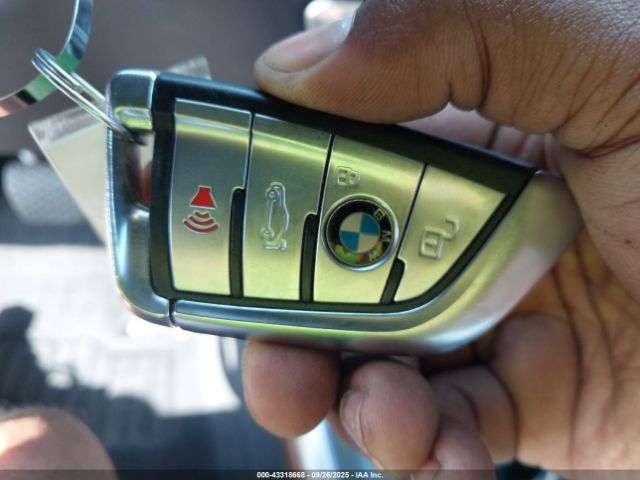 2021 BMW X7 5UXCW2C05M9G30151 Photo 10