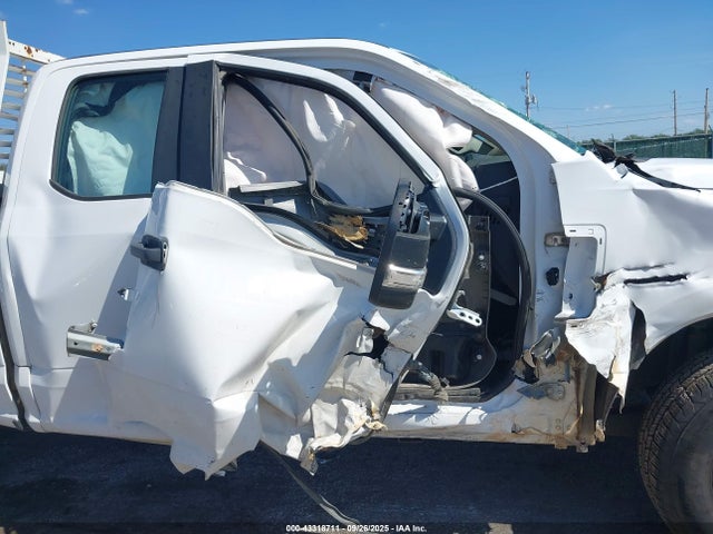 Ford 2017 2017 1FT7X2A68HEC46639 Image 6