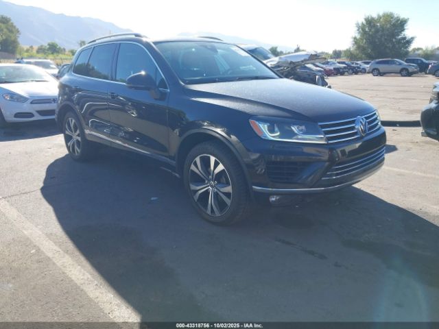 2017 VOLKSWAGEN TOUAREG WVGRF7BPXHD001410