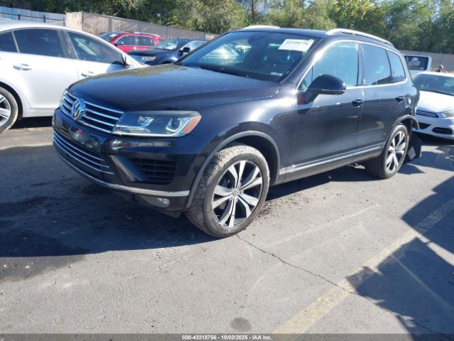 2017 VOLKSWAGEN TOUAREG WVGRF7BPXHD001410 Photo 1