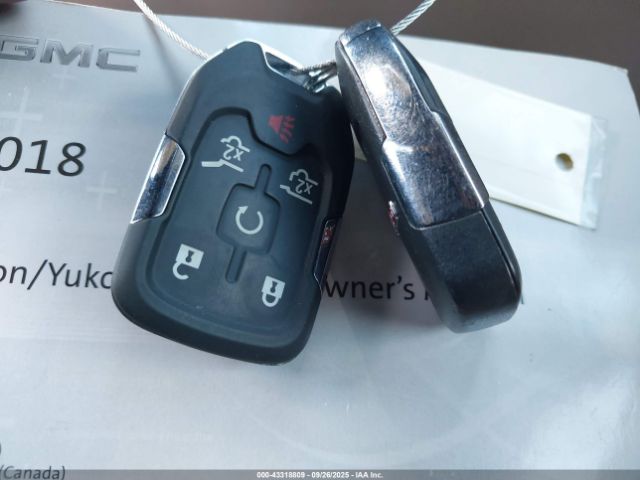 2018 GMC YUKON XL 1GKS2GKC0JR385516 Photo 10
