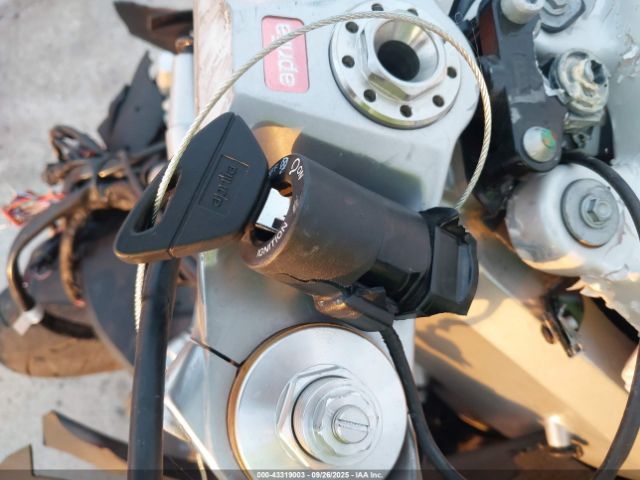 2022 APRILIA RS ZD4KSUP02NS000016 Photo 10