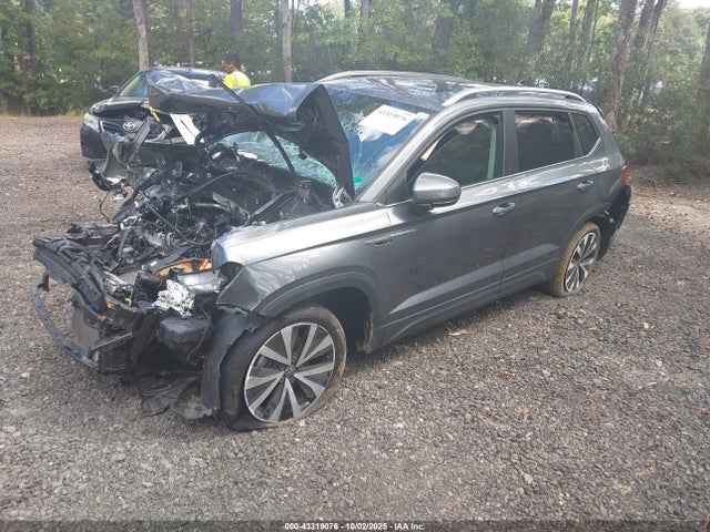 Продажа на аукционе авто 2022 Volkswagen Taos 1.5t Se, vin: 3VVLX7B29NM025582, номер лота: 43319076