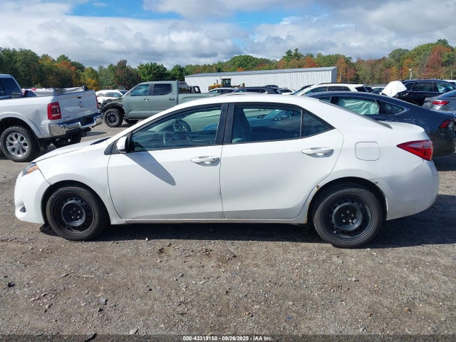Toyota 2zr-fe 2018 2T1BURHE8JC025933 Image 14