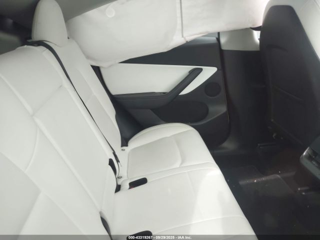 2022 TESLA MODEL Y 7SAYGDEE1NF329599 Photo 7