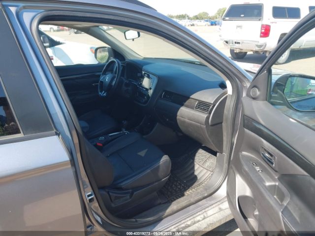 2016 MITSUBISHI OUTLANDER JA4AZ3A3XGZ059996 Photo 4