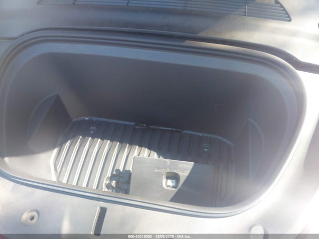 2023 TESLA MODEL Y 7SAYGDEE1PA023275 Photo 9