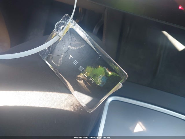 2023 TESLA MODEL Y 7SAYGDEE1PA023275 Photo 10