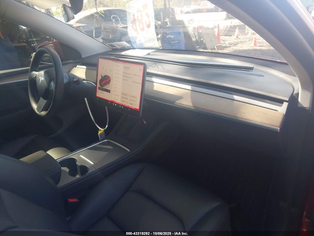 2023 TESLA MODEL Y 7SAYGDEE1PA023275 Photo 4