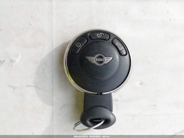 2012 MINI COOPER WMWSU3C53CT263900 Photo 10