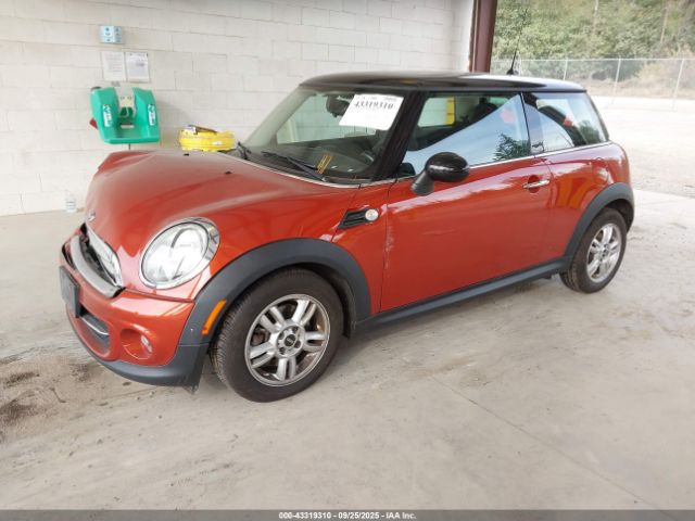 2012 MINI COOPER WMWSU3C53CT263900 Photo 1