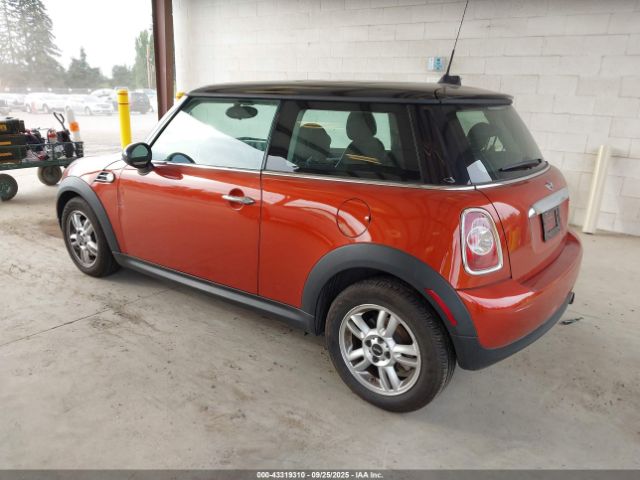 2012 MINI COOPER WMWSU3C53CT263900 Photo 2