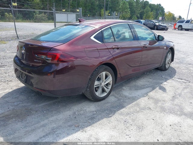 W04GL6SXXJ1111048 Buick Regal Sportback Preferred