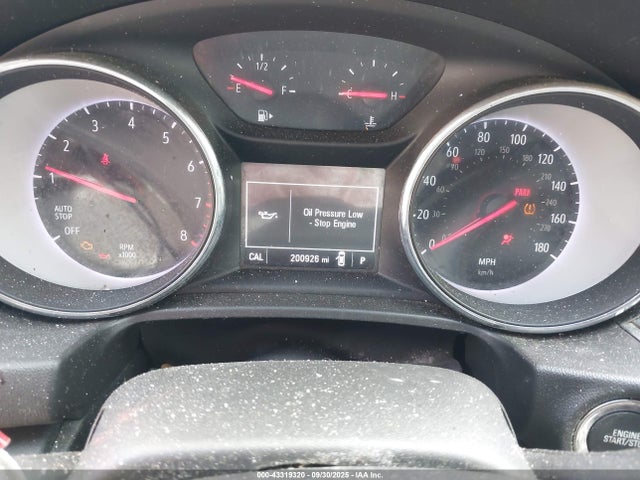 W04GL6SXXJ1111048 Buick Regal Sportback Preferred