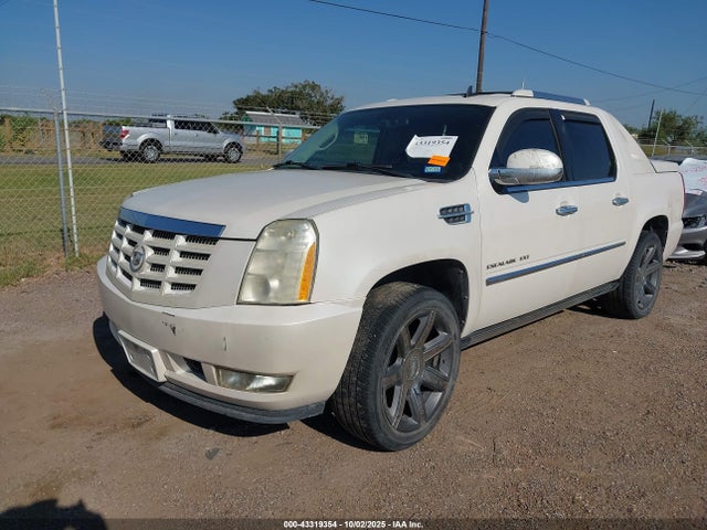 2010 CADILLAC ESCALADE EXT 3GYVKNEF8AG165649 Photo 1