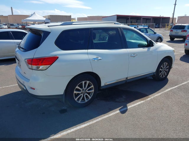 Nissan 2014 2014 5N1AR2MN0EC640996 Image 4