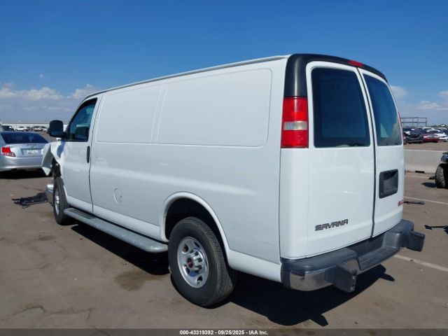 2017 GMC SAVANA 2500 1GTW7AFF1H1906994 Photo 2