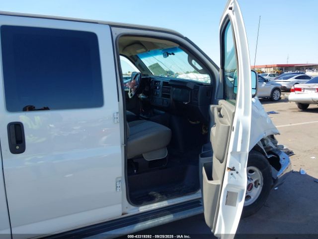 2017 GMC SAVANA 2500 1GTW7AFF1H1906994 Photo 4