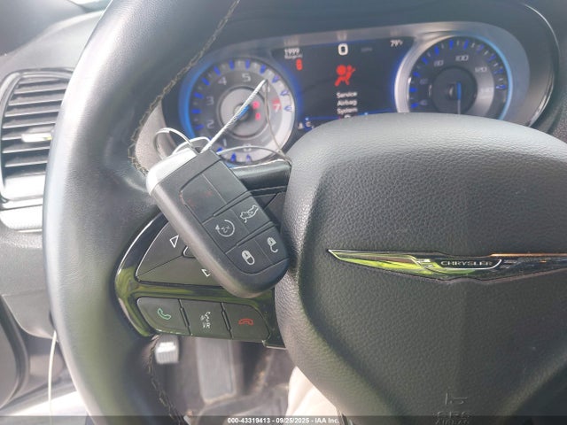 Chrysler 2015 2015 2C3CCABG7FH766823 Image 11