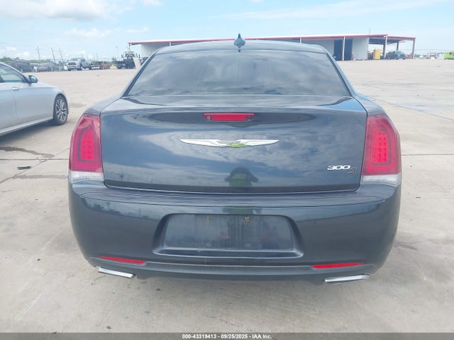Chrysler 2015 2015 2C3CCABG7FH766823 Image 16