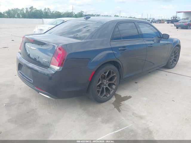 Chrysler 2015 2015 2C3CCABG7FH766823 Image 4