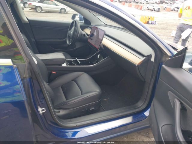 2020 TESLA MODEL 3 5YJ3E1EB3LF712197 Photo 4