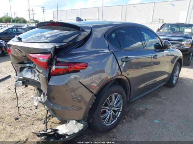 2023 ALFA ROMEO STELVIO ZASPAJAN7P7D54330 Photo 3