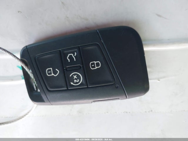 Volkswagen fsi 2018 1V2NR2CA5JC534637 Image 11