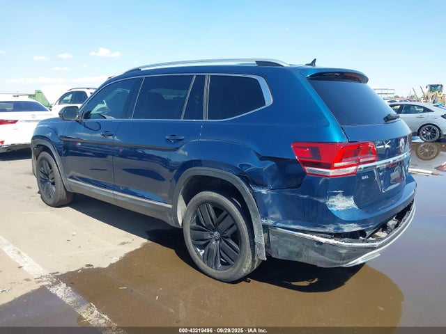Volkswagen fsi 2018 1V2NR2CA5JC534637 Image 3