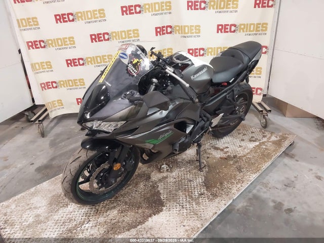 Kawasaki Ex650 R 2024 ML5EXER19RDAB3838 Image 2