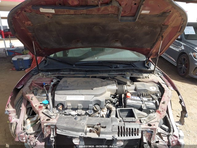 Honda j35y1 2015 1HGCR3F89FA002593 Image 10