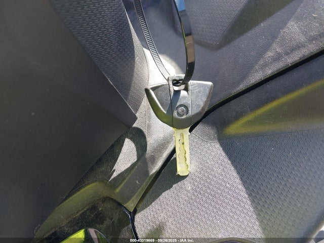 WB10C1405GZ314575 BMW 2016