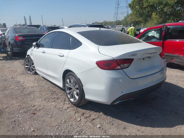 43319702 :رقم المزاد ، 1C3CCCBB7FN614595 vin ، 2015 Chrysler 200 S مزاد بيع