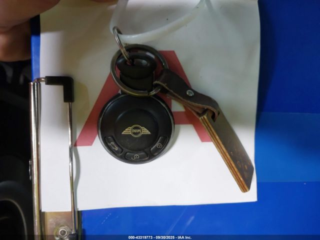 2008 MINI COOPER S WMWMF73558TV39317 Photo 10