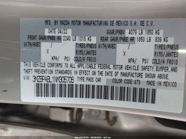 2022 MAZDA MAZDA3 3MZBPABL1NM305705 Photo 8