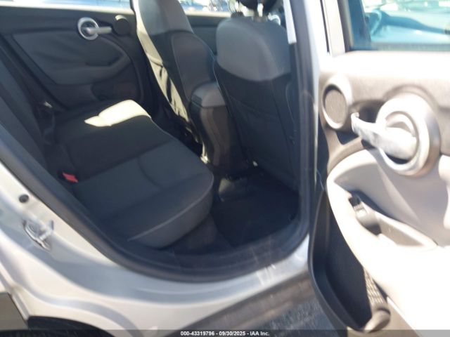 2016 FIAT 500X ZFBCFXAT6GP499081 Photo 7