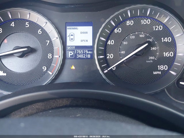 2015 Infiniti Q70 3.7 მანქანა იყიდება აუქციონზე, vin: JN1BY1AP0FM542562, აუქციონის ნომერი: 43319810