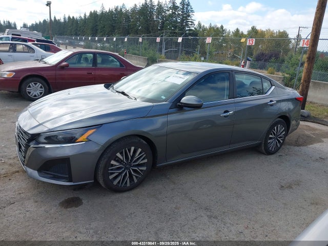 Nissan 2023 2023 1N4BL4DVXPN345908 Image 14