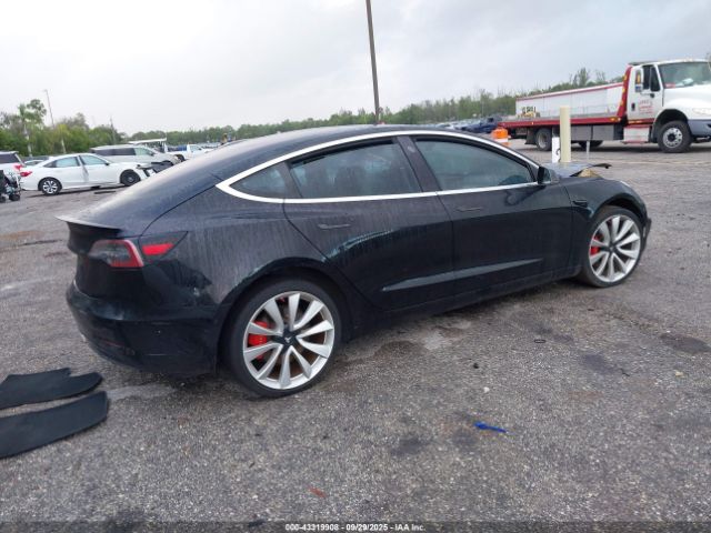 2018 TESLA MODEL 3 5YJ3E1EB8JF079872 Photo 3
