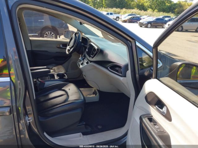 2017 CHRYSLER PACIFICA 2C4RC1BG6HR540713 Photo 4