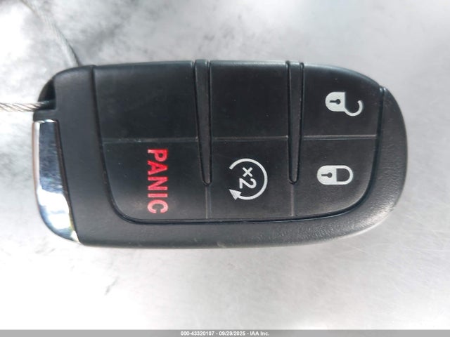 Jeep Renegade Limited 4x4 2017 ZACCJBDB0HPF27723 Image 11