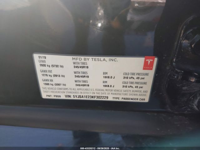 2019 TESLA MODEL S 5YJSA1E23KF302229 Photo 8