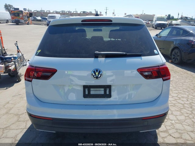 Volkswagen 2020 2020 3VV1B7AX7LM123543 Image 16