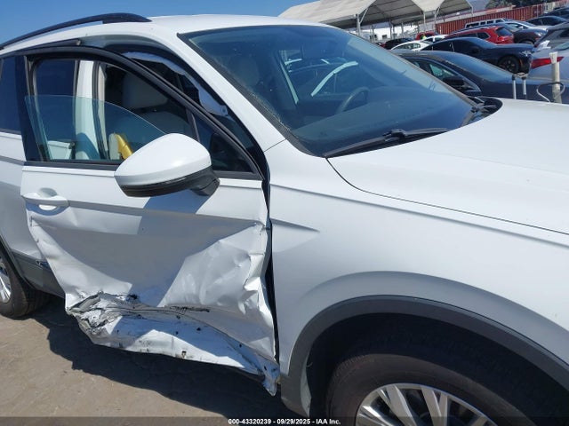 Volkswagen 2020 2020 3VV1B7AX7LM123543 Image 18